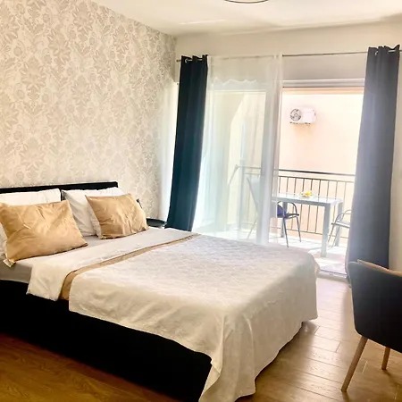 Sunset Apartman *